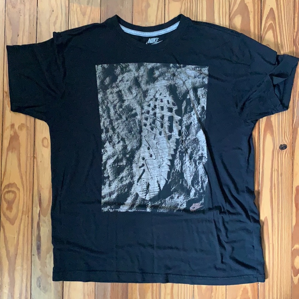 Nike Moon Step T-Shirt